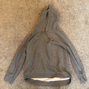 Tommy Hilfiger Youth XL sweatshirt
